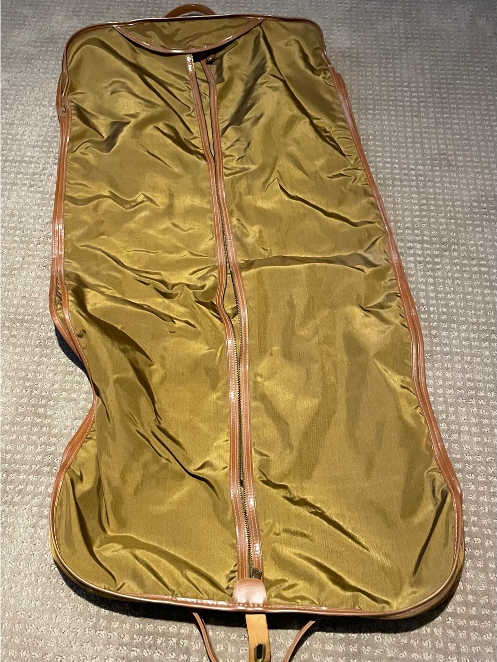 Vintage Pegasus Garment Bag -
